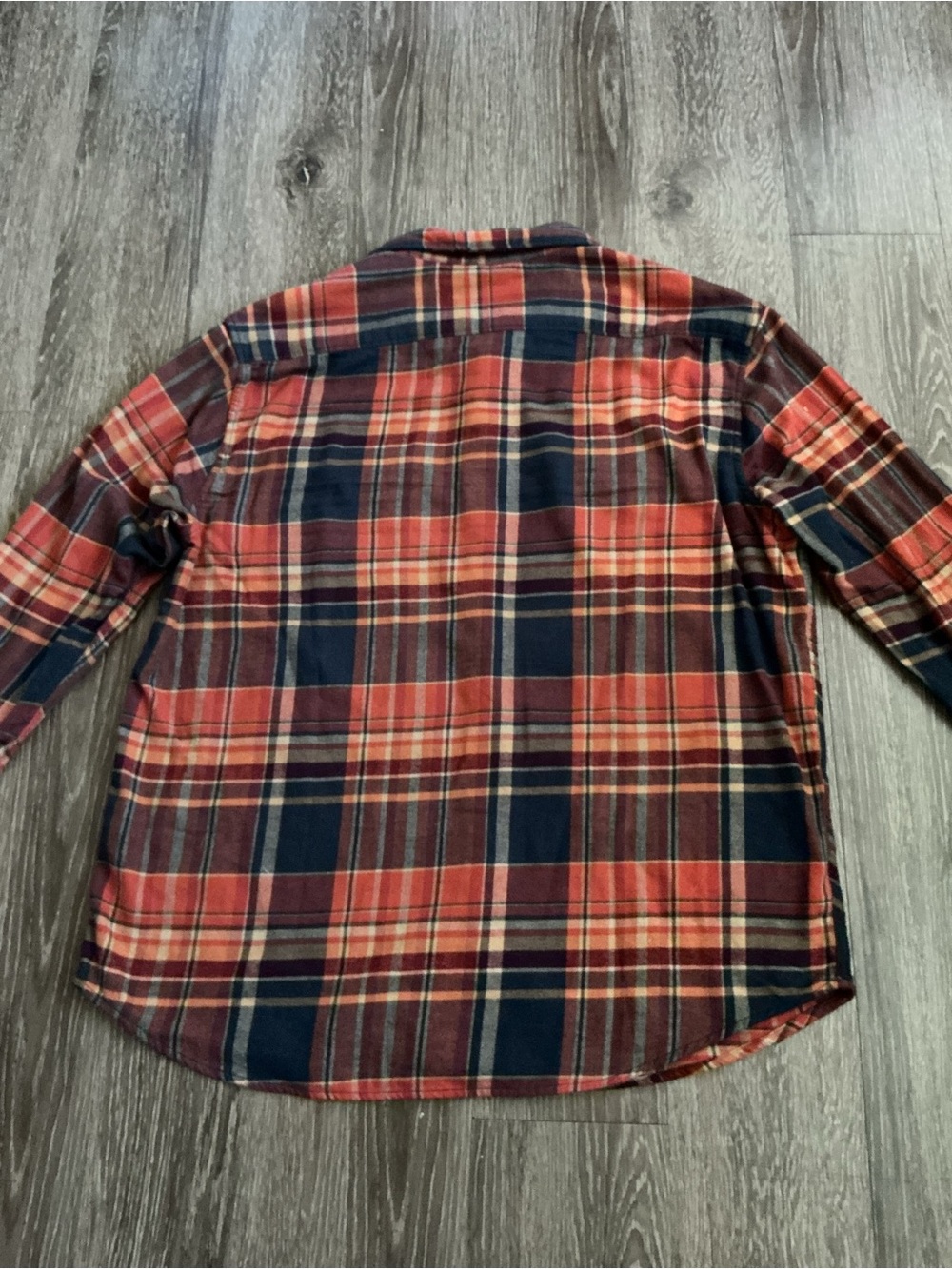 Plaid Button-Up Shirt - Picture 6 of 9